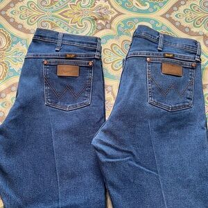 2 pair Wrangler Men's Classic Indigo Relaxed Jeans